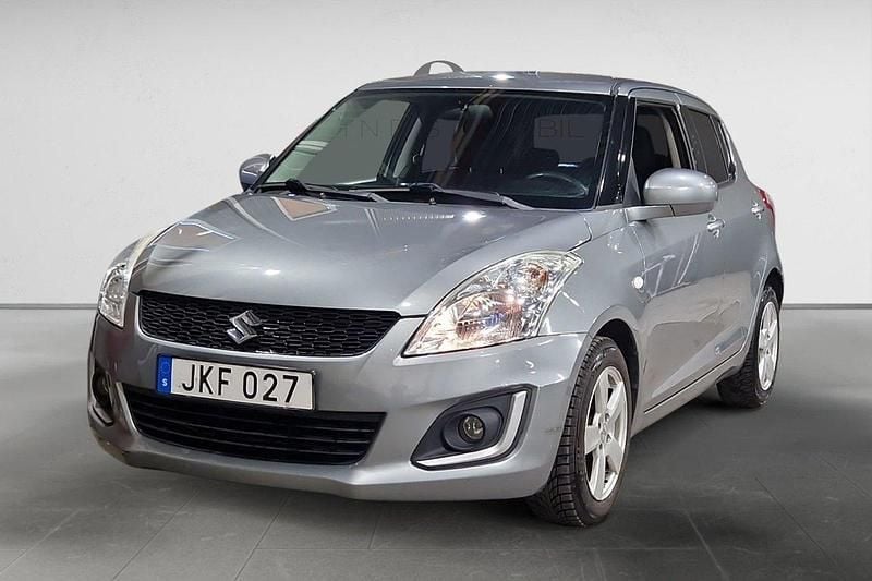 Mörkgrå Begagnad 2014 Suzuki Swift Halvkombi | 79 900 kr (Bra pris) - Bild 1/3