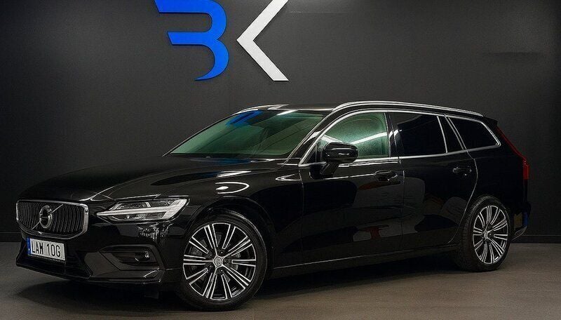 Svart Begagnad 2020 Volvo V60 Kombi | 279 900 kr (Bra pris) - Bild 1/4