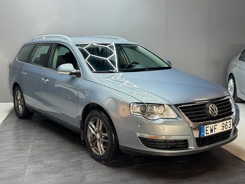 Begagnad VW Passat Sportline 150 HK (110 kW) 2010 Ljusgrå (grå) Kombi
