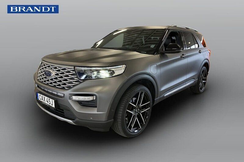 Vit Begagnad 2022 Ford Explorer Hybrid Platinum SUV | 589 900 kr (Marknadspris) - Bild 1/4