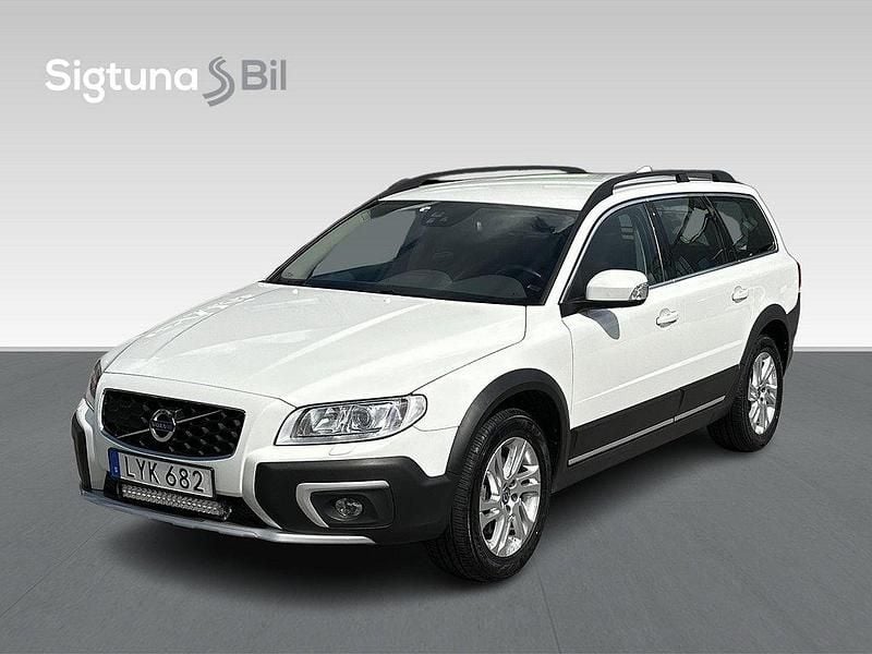Vit Begagnad 2015 Volvo XC70 Standard SUV | 274 900 kr (Lite dyr) - Bild 1/3