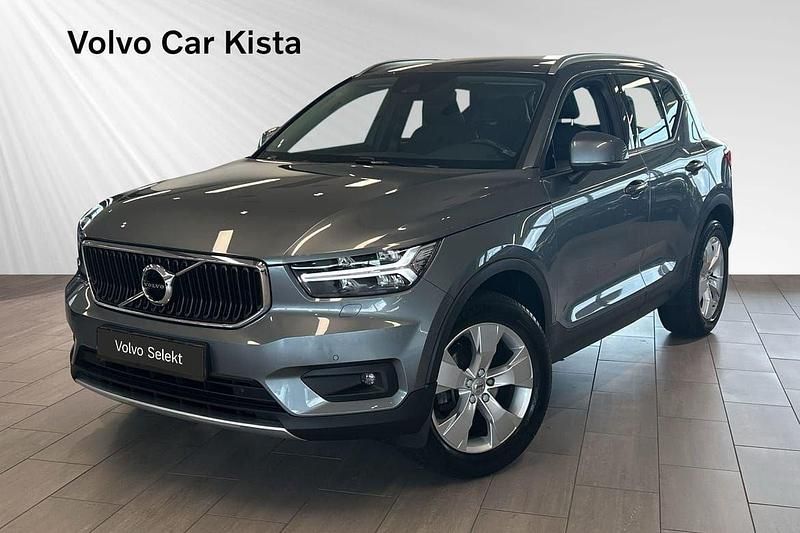 Grå Begagnad 2019 Volvo XC40 Momentum SUV | 249 800 kr (Lite dyr) - Bild 1/3