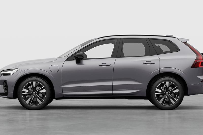 Silver Ny 2025 Volvo XC60 SUV | 615 200 kr (Marknadspris) - Bild 1/4
