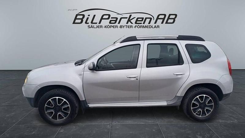 Silver Begagnad 2014 Dacia Duster | 64 900 kr (Bra pris) - Bild 1/4
