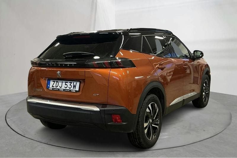 Begagnad Peugeot e-2008 GT 100 kW (136 HK) 2022 Orange SUV