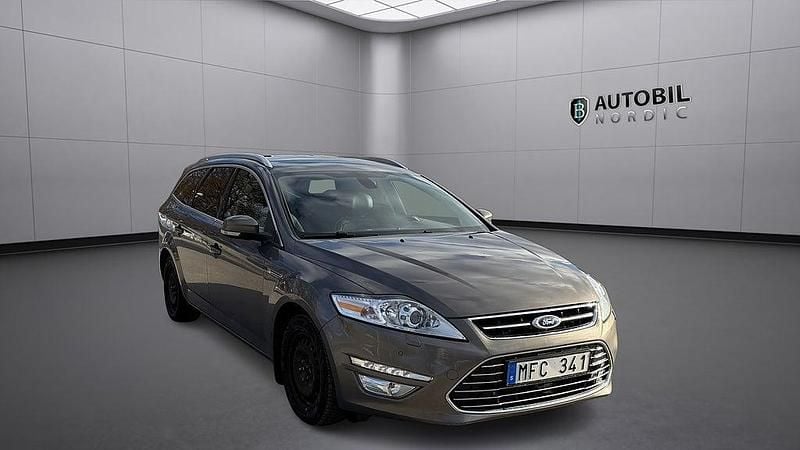 Begagnad Ford Mondeo 141 HK (103 kW) 2013 Brun Kombi