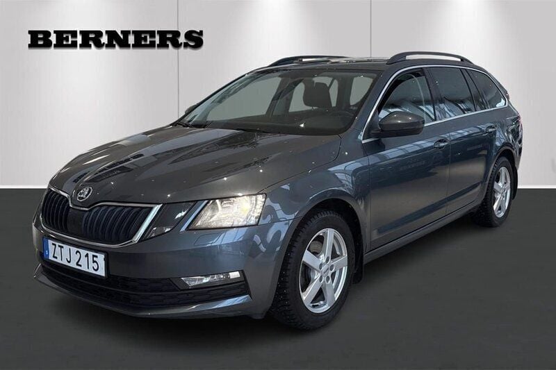 Mörkgrå (grå) Begagnad 2019 Skoda Octavia Kombi | 178 900 kr (Marknadspris) - Bild 1/4