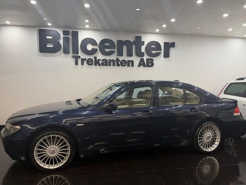 Begagnad BMW 745 333 HK (244 kW) 2003 Mörkblå Sedan