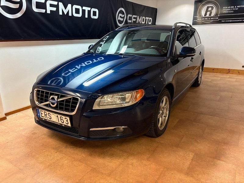 Blå Begagnad 2012 Volvo V70 Ocean Race Kombi | 104 900 kr (Marknadspris) - Bild 1/4