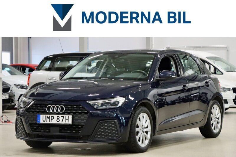Blå Begagnad 2019 Audi A1 Sportback Halvkombi | 179 400 kr (Marknadspris) - Bild 1/4