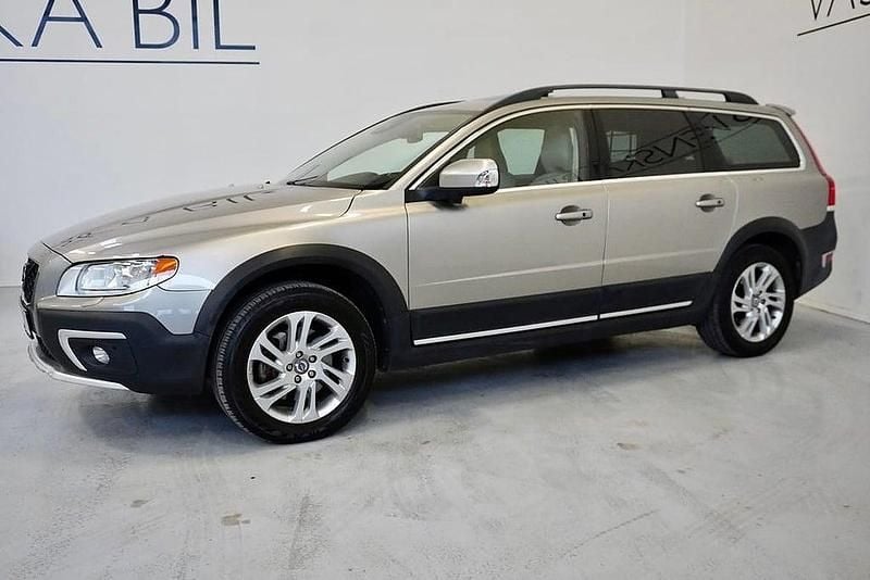 Begagnad Volvo XC70 Summum 181 HK (133 kW) 2014 Brun Kombi