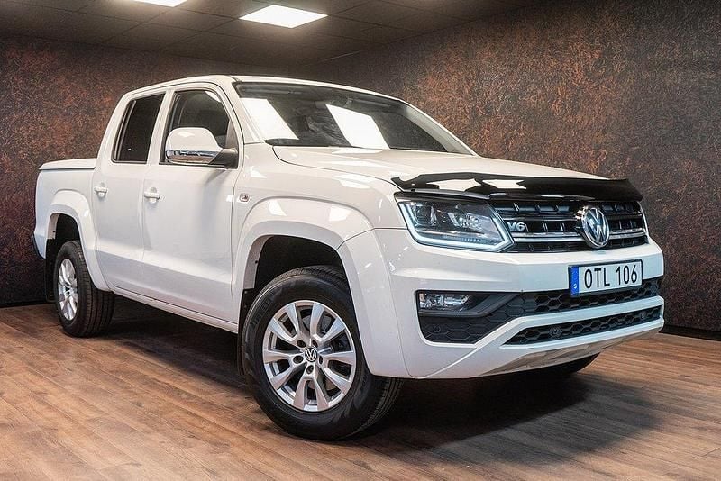 Vit Begagnad 2018 VW Amarok Pickup | 349 500 kr (Marknadspris) - Bild 1/4