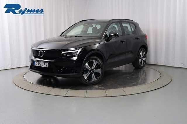 Svart Begagnad 2022 Volvo XC40 Core SUV | 339 900 kr - Bild 1/4