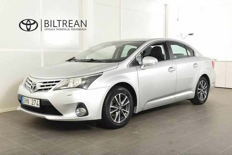 Silver Begagnad 2013 Toyota Avensis Business Edition Sedan | 144 900 kr (Dyr) - Bild 1/4