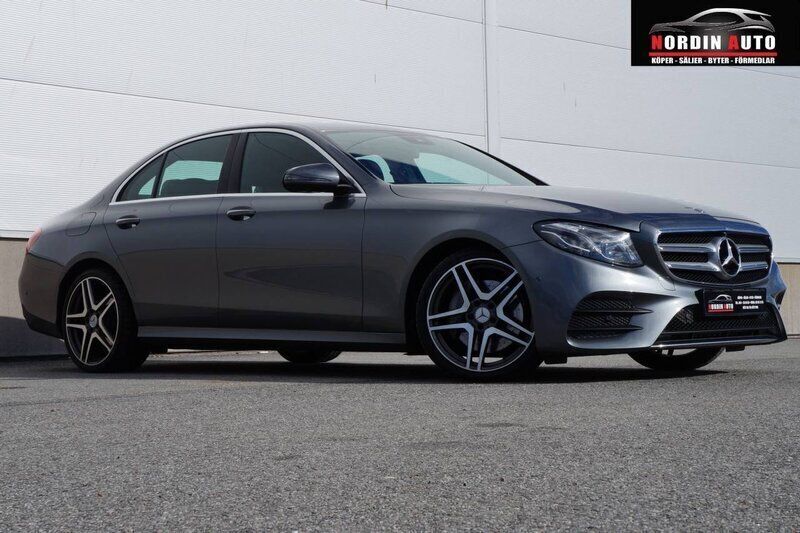 Grå Begagnad 2016 Mercedes E220 AMG Sedan | 259 900 kr (Marknadspris) - Bild 1/4