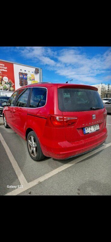 Röd Begagnad 2013 Seat Alhambra Minibuss | 79 000 kr (Marknadspris) - Bild 1/2