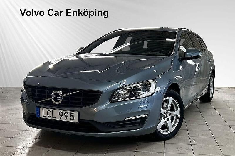 Blå Begagnad 2018 Volvo V60 Standard Kombi | 169 900 kr - Bild 1/3
