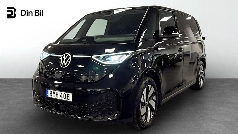 Svart (deep black pärleffekt) Begagnad 2024 VW ID. Buzz Edition Van | 549 000 kr (Bra pris) - Bild 1/4