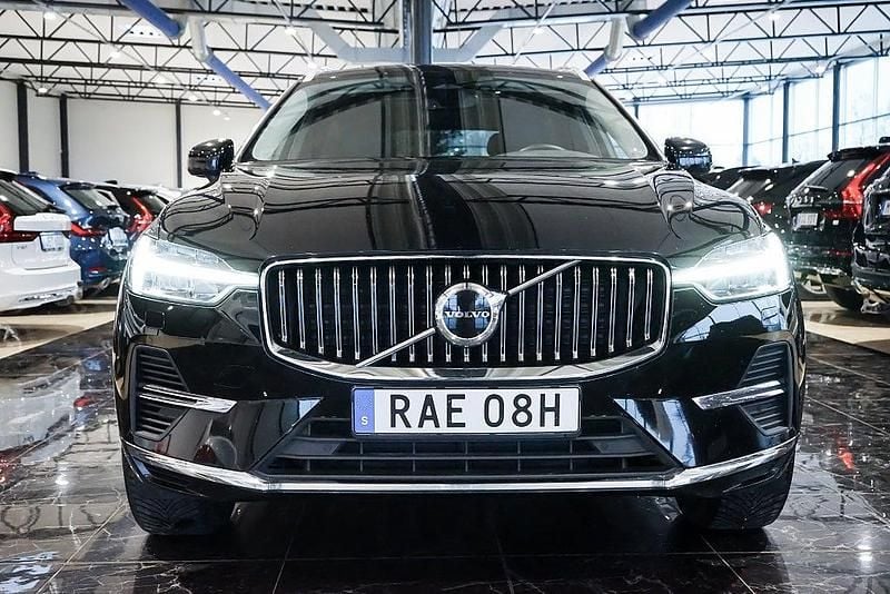 Begagnad Volvo XC60 350 HK (257 kW) 2022 Svart SUV