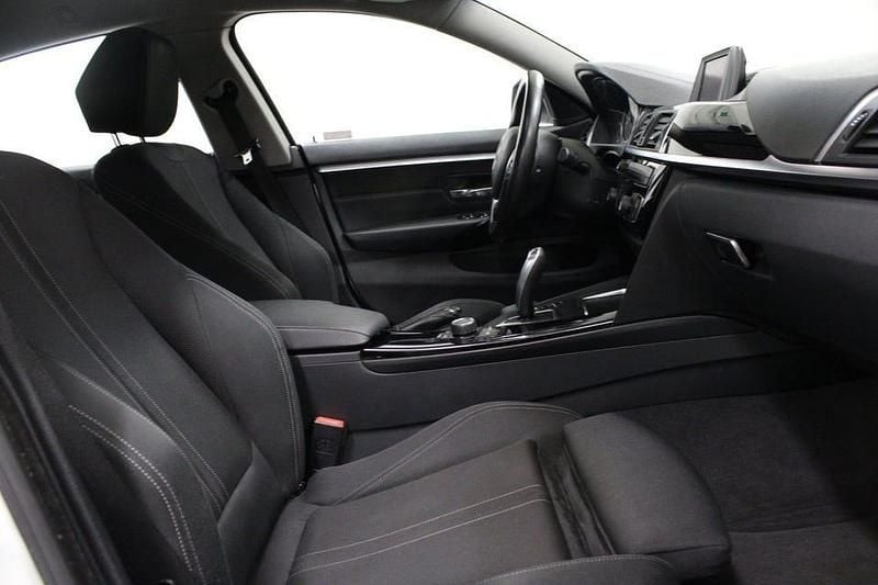 Begagnad BMW 420 Gran Coupé Sport Line 184 HK (135 kW) 2018 Vit Sportkupé