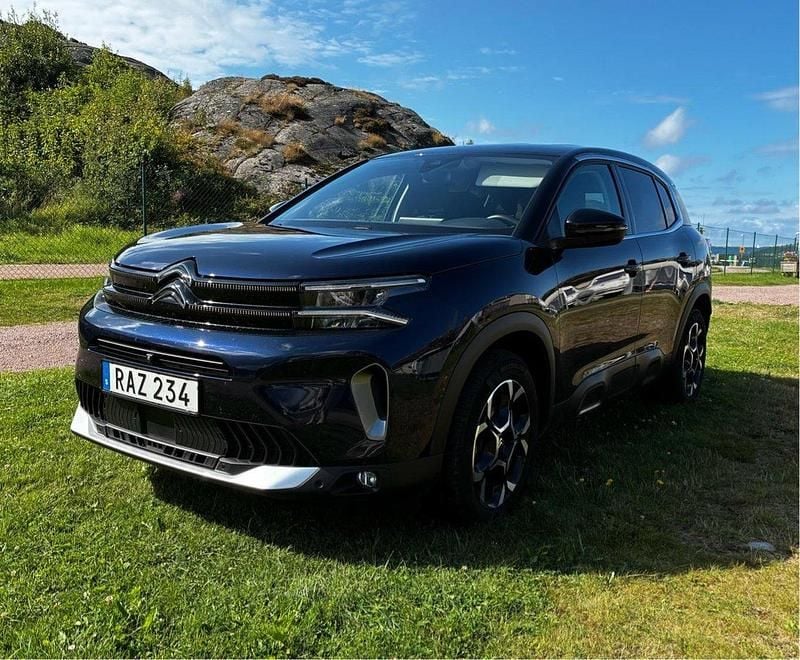 Blå Begagnad 2023 Citroën C5 Aircross PureTech SUV | 295 000 kr (Marknadspris) - Bild 1/4