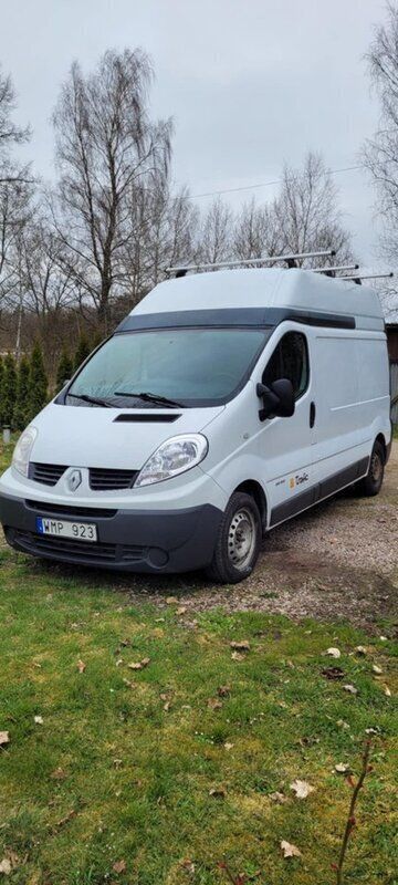 Vit Begagnad 2011 Renault Trafic Van | 59 000 kr (Marknadspris) - Bild 1/4