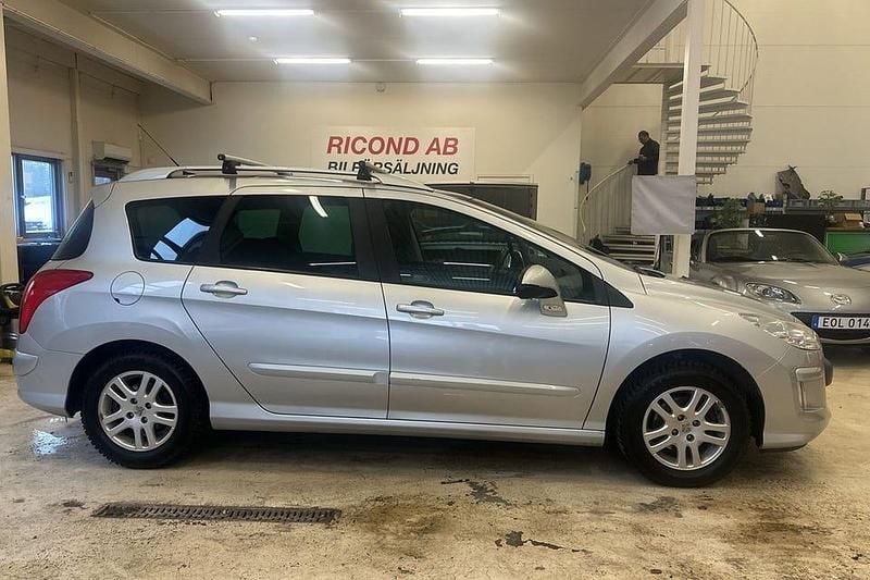 Begagnad Peugeot 308 SW 109 HK (80 kW) 2010 Silvermet Kombi