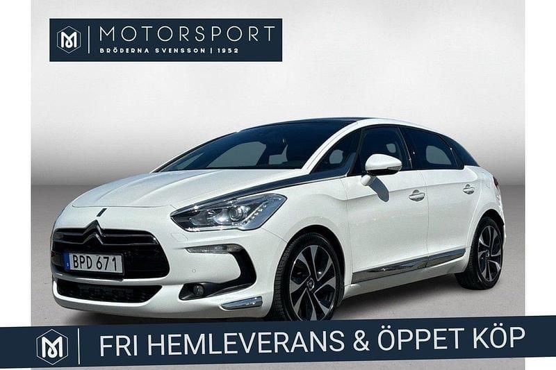 Vit (vit metallic) Begagnad 2014 Citroën DS5 Halvkombi | 129 900 kr - Bild 1/3