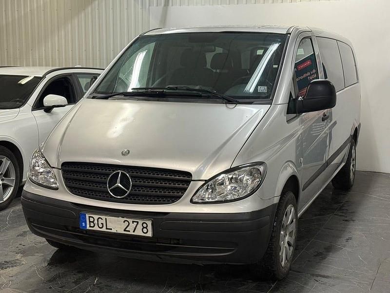 Begagnad Mercedes Vito 109 HK (80 kW) 2006 Silver Van