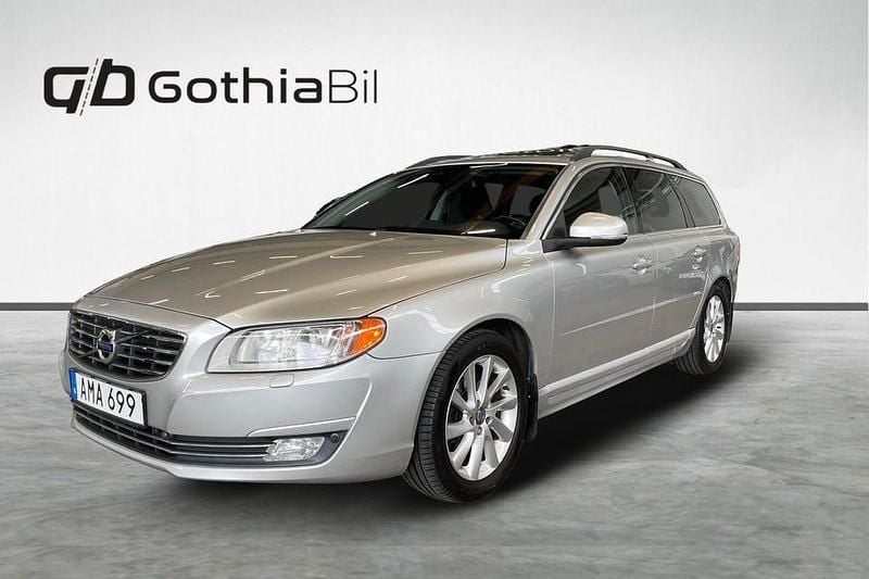 Silver Begagnad 2013 Volvo V70 Momentum Kombi | 129 900 kr (Dyr) - Bild 1/4