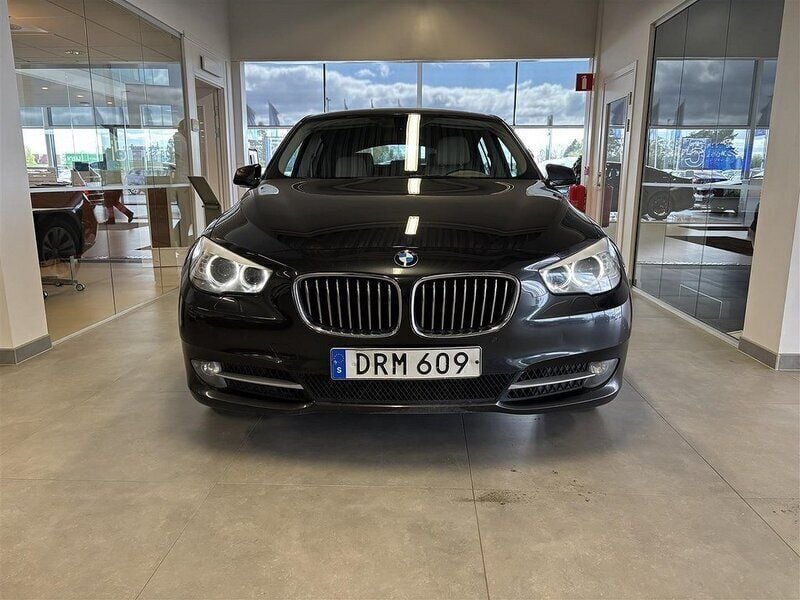 Okänd Begagnad 2013 BMW 520 Sportkupé | 129 800 kr (Marknadspris) - Bild 1/4