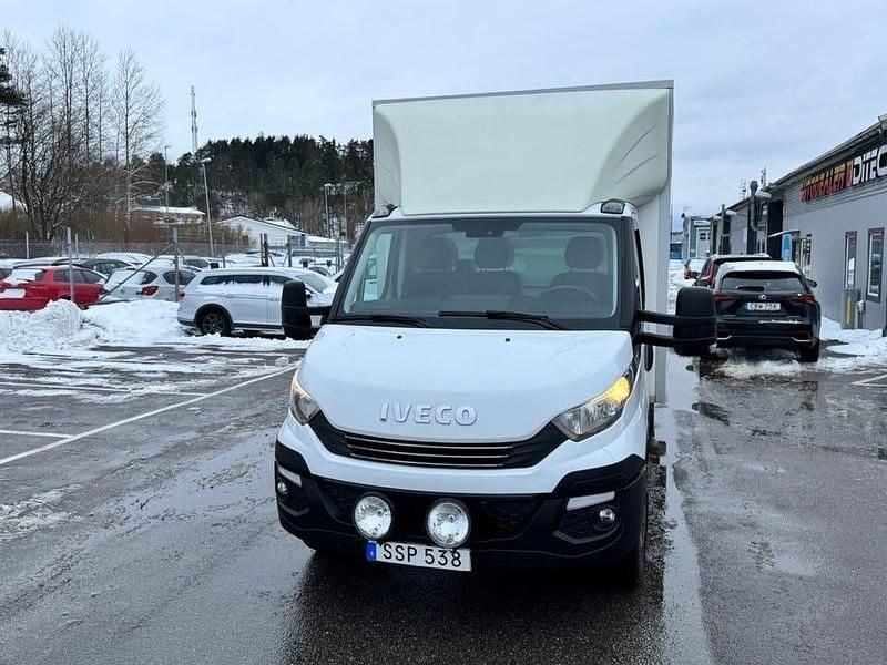 Begagnad Iveco Daily 156 HK (114 kW) 2019 Vit