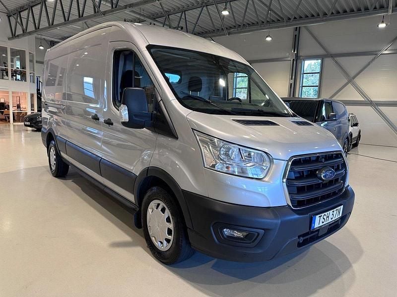 Grå Begagnad 2020 Ford Transit Van | 279 900 kr (Marknadspris) - Bild 1/4