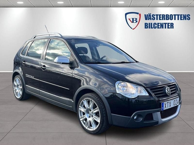 Svart Begagnad 2006 VW Polo Cross Halvkombi | 44 000 kr - Bild 1/4