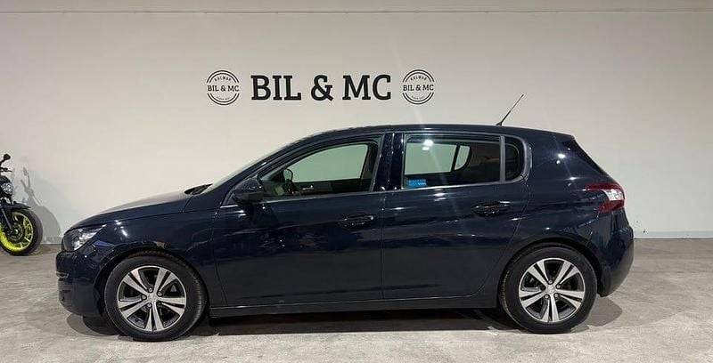 Begagnad Peugeot 308 Active 120 HK (88 kW) 2017 Mörkgrå Halvkombi