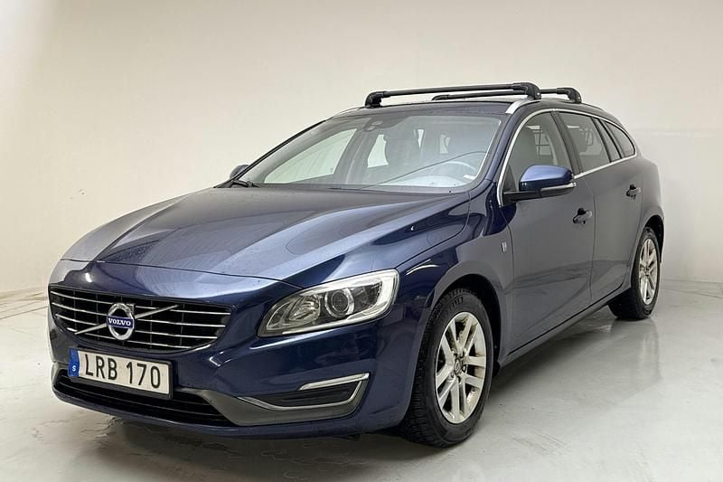 Blå Begagnad 2015 Volvo V60 Ocean Race Kombi | 95 000 kr (Superpris) - Bild 1/4