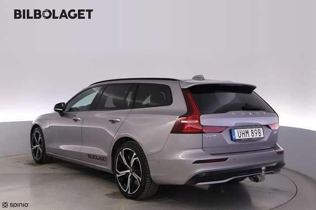 Begagnad Volvo V60 349 HK (256 kW) 2026 Silver Kombi