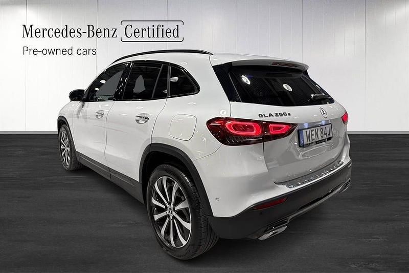 Begagnad Mercedes GLA250 Advanced 160 HK (117 kW) 2022 Vit SUV