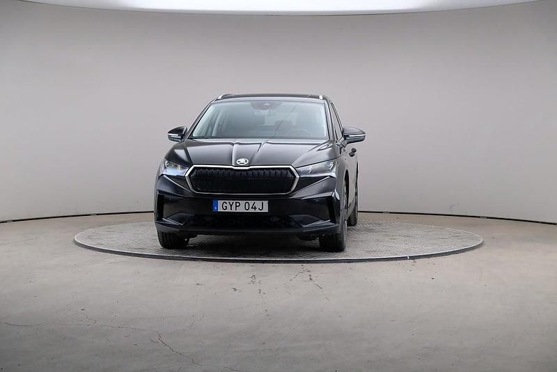 Begagnad Skoda Enyaq iV 194 kW (265 HK) 2022 Svart SUV