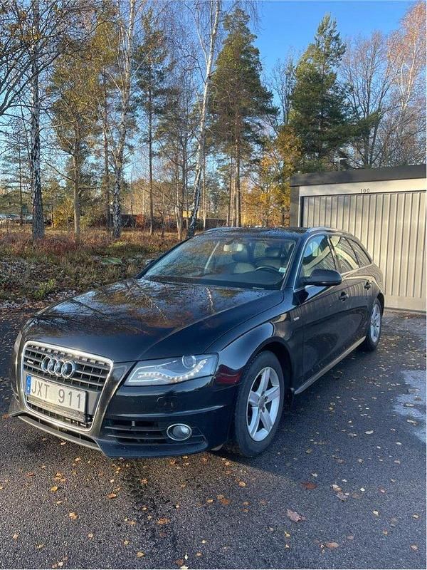 Svart Begagnad 2010 Audi A4 S-Line Kombi | 65 000 kr (Marknadspris) - Bild 1/4