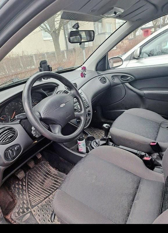 Grön Begagnad 2002 Ford Focus Kombi | 11 000 kr (Bra pris) - Bild 1/4