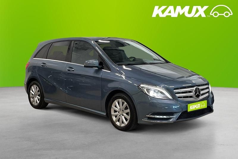 Blå Begagnad 2013 Mercedes B200 Minibuss | 139 800 kr - Bild 1/3