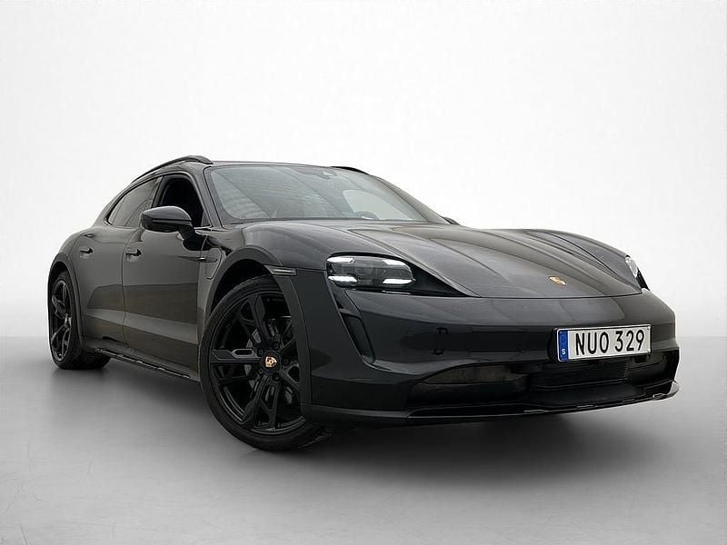 Begagnad Porsche Taycan 4S Cross Turismo 439 kW (598 HK) 2022 Svart Sedan