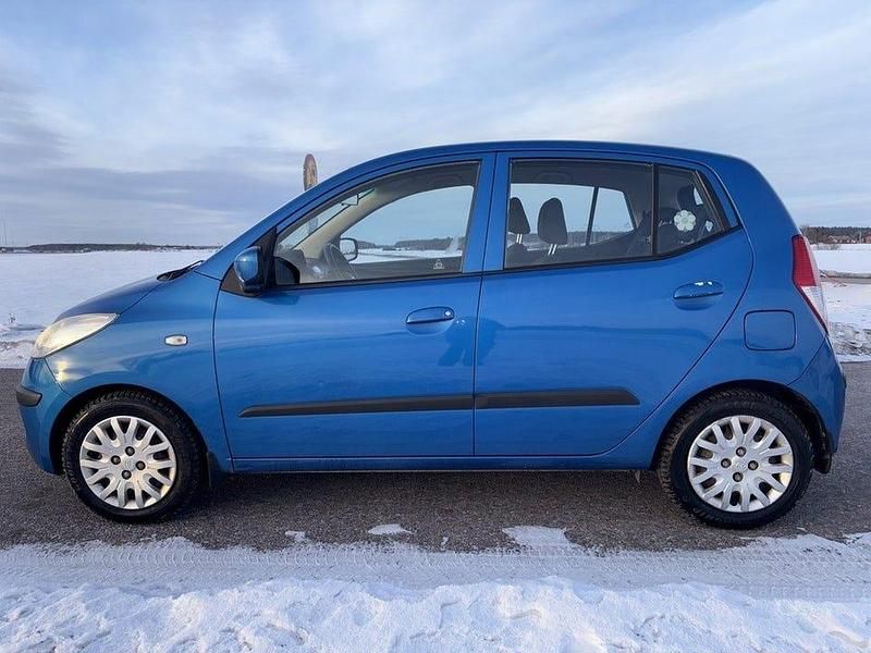 Begagnad Hyundai i10 67 HK (49 kW) 2009 Blå Halvkombi