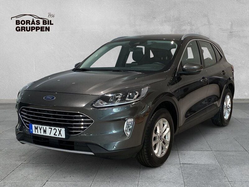 Grå Begagnad 2022 Ford Kuga Titanium SUV | 259 000 kr (Bra pris) - Bild 1/4