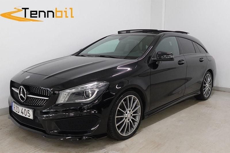 Svart Begagnad 2015 Mercedes CLA220 AMG Sedan | 159 900 kr (Bra pris) - Bild 1/4