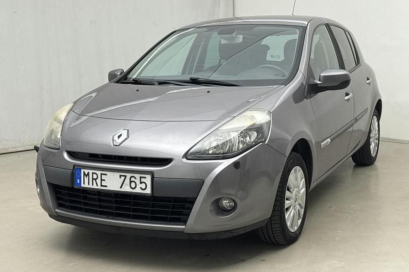 Grå Begagnad 2011 Renault Clio II | 58 000 kr - Bild 1/4