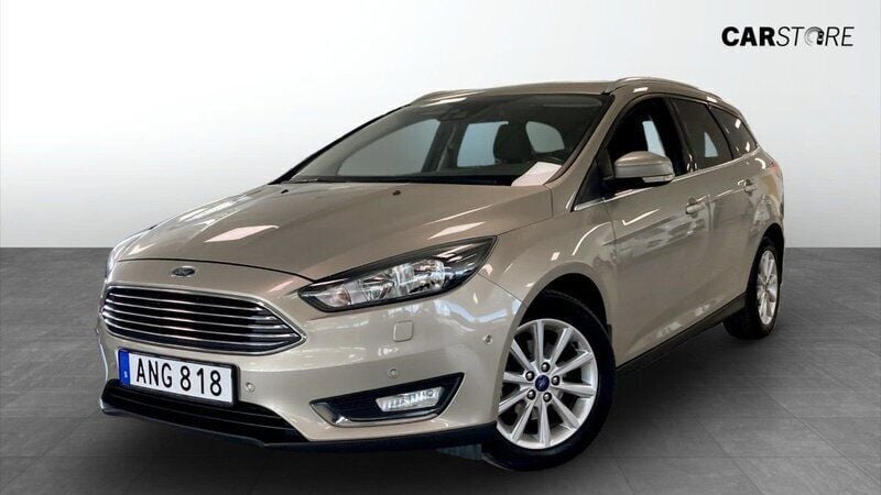 Grå (grey) Begagnad 2015 Ford Focus Active Kombi | 104 900 kr (Marknadspris) - Bild 1/4