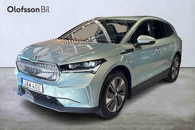 Silver Begagnad 2024 Skoda Enyaq iV SUV | 499 900 kr (Bra pris) - Bild 1/1
