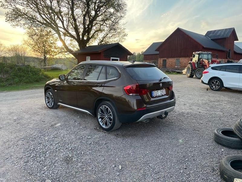Begagnad BMW X1 204 HK (150 kW) 2010 SUV